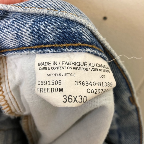 Vintage Tommy Hilfiger Light Wash Jeans Sz 34 - Picture 11 of 11